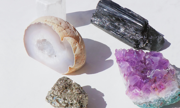 Protect your energy with the full moon crystal set