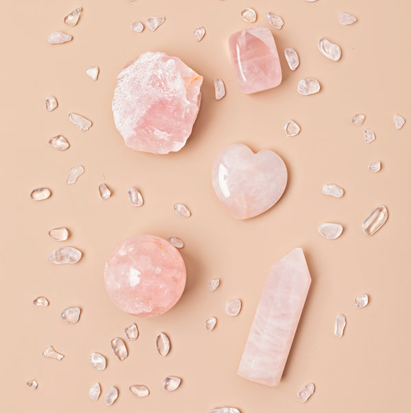 Inner Peace and Love: The Power of Crystal Healing with Aquamarine, Labradorite, and Rose Quartz